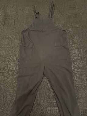 Quince Black Sleeveless Jumpsuit with Front Pockets
